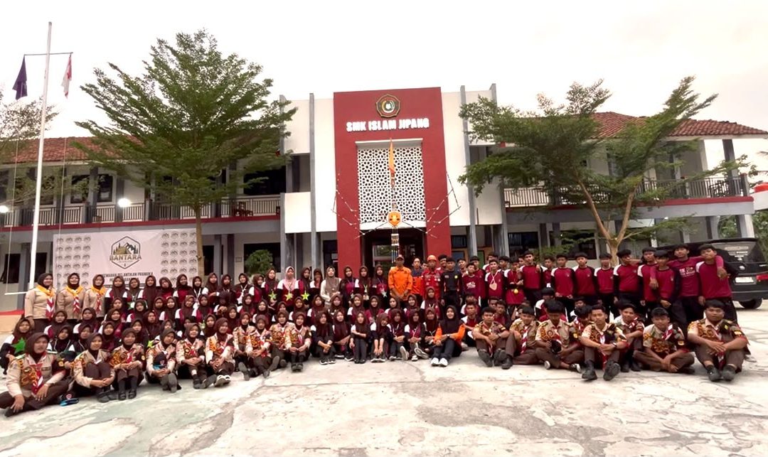 BPBD Brebes Melakukan Sosialisasi dan Simulasi pada Pelantikan Bantara Pramuka di SMK Islam Jipang